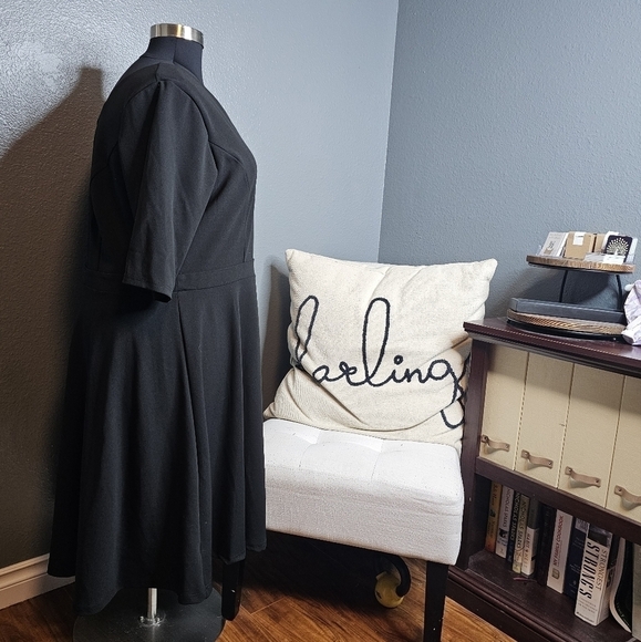 City chic black dress size 18W - Picture 3 of 6